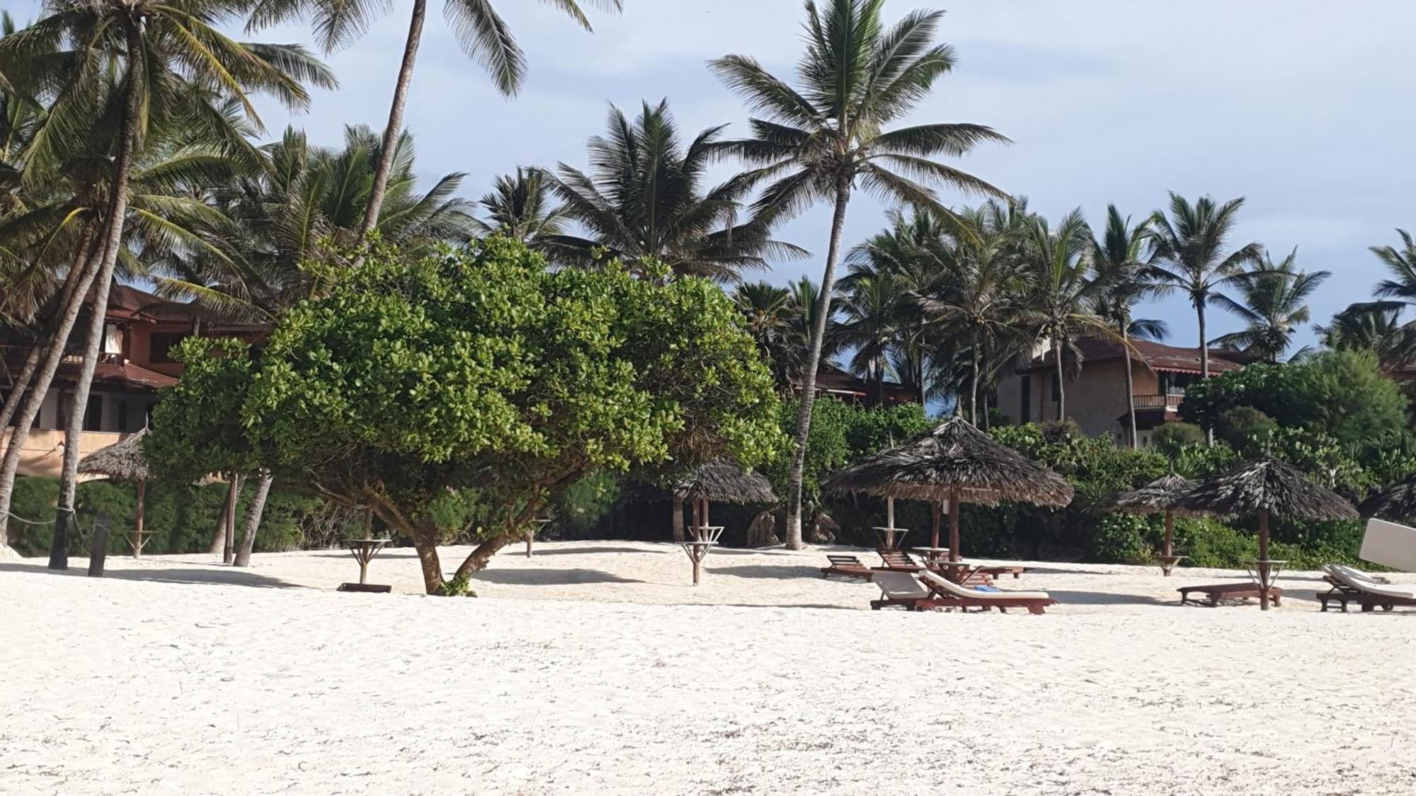 Marijani Holiday Resort Watamu Exterior photo